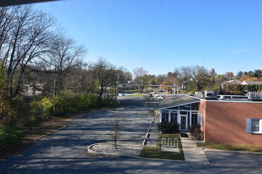 More Photos Of 5560 Kirkwood Hwy, Wilmington Office For Sale