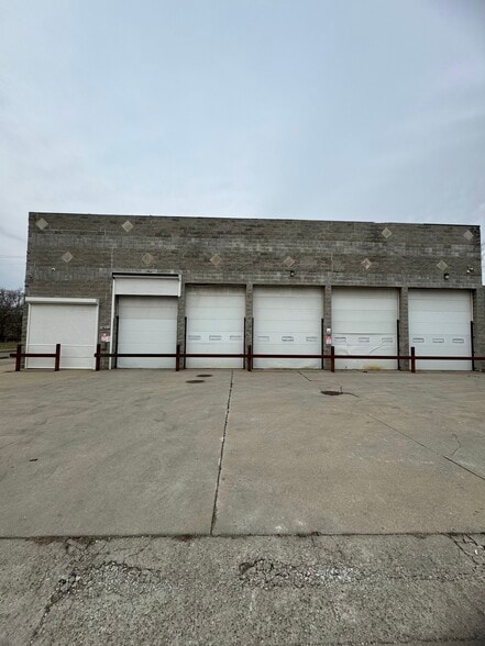 More Photos Of 14801-14835 Livernois Ave, Detroit Auto Repair For Sale
