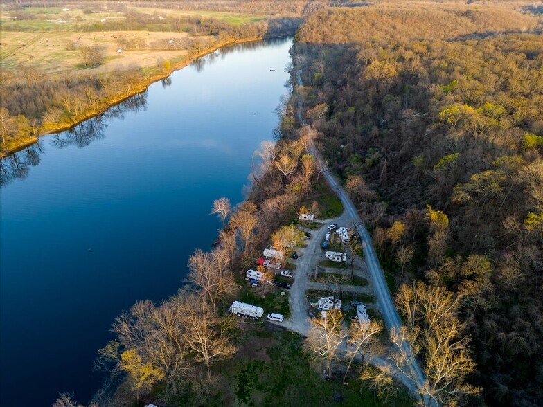 More Photos Of 9596 N 447 Rd, Spavinaw Trailer Camper Park For Sale