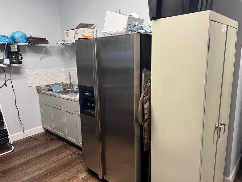 More Photos Of 2126 Highway 9 E, Longs Office For Sale