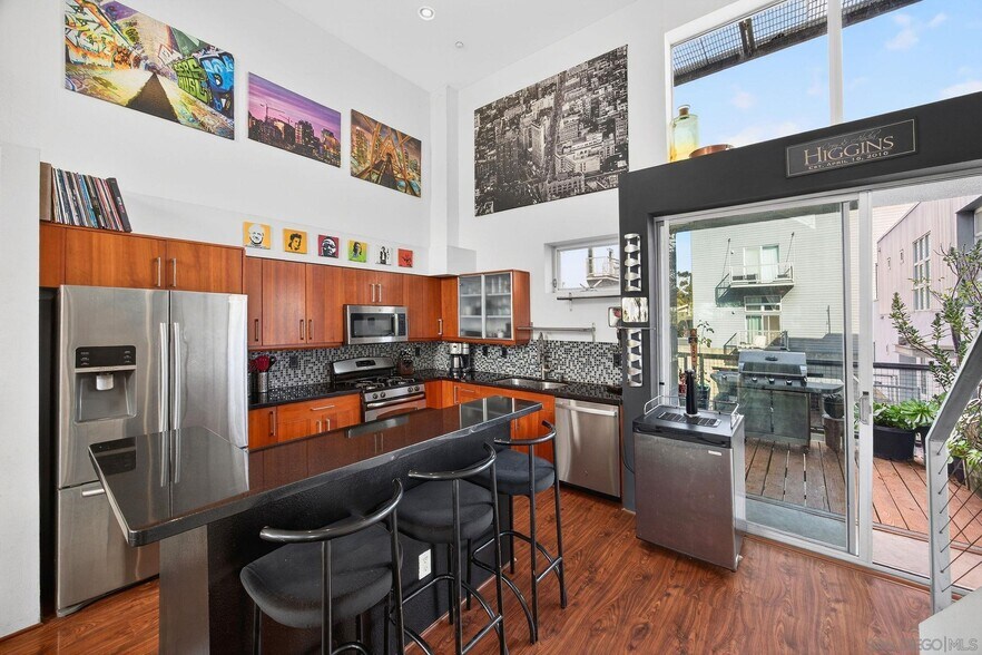 More Photos Of 1712 National Ave, San Diego Flex For Sale
