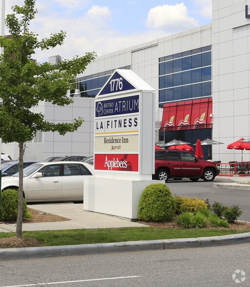 More Photos Of 1776 Eastchester Rd, Bronx Office For Lease
