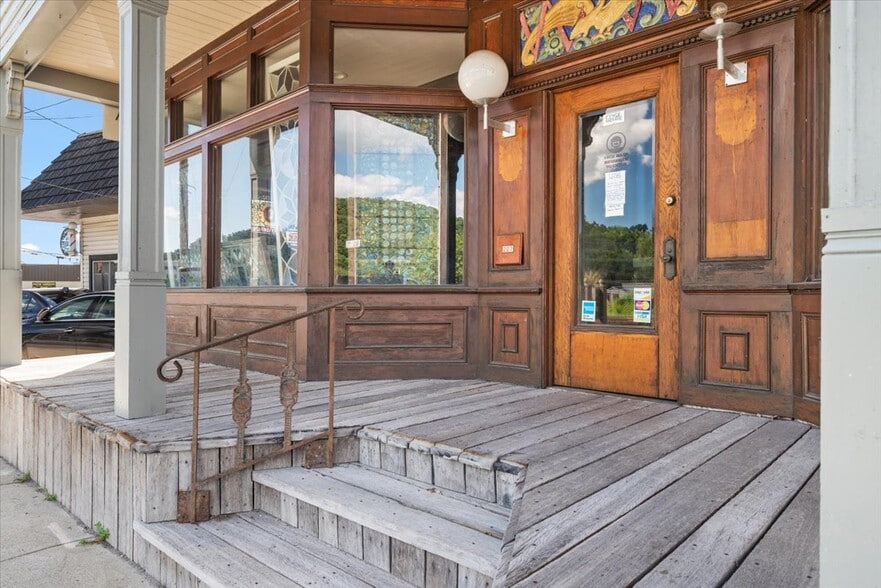 More Photos Of 207 Adams Ave, Canonsburg General Retail For Sale