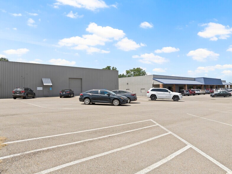 More Photos Of 412 Texas Highway 37, Mount Vernon Medical For Sale