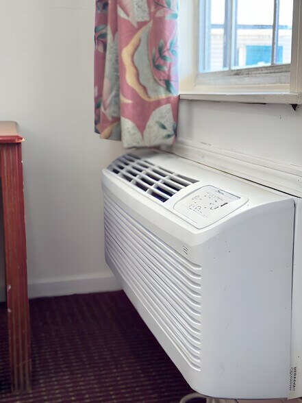 More Photos Of 990 Avenue K, Marrero Hotel For Sale