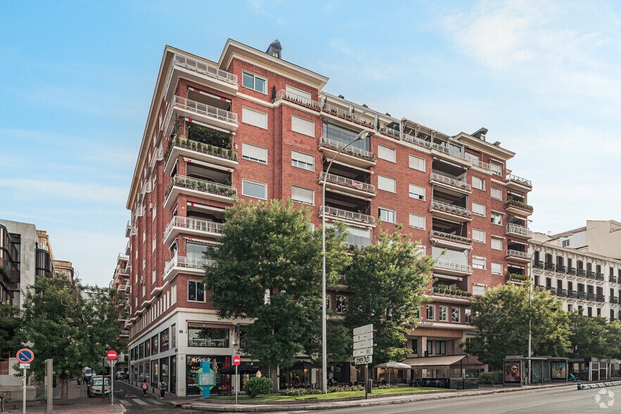 More Photos Of 5-7 Calle de Goya, Madrid Apartments For Sale