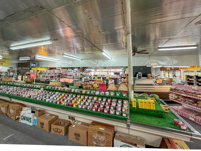 More Photos Of 13685 Ocean Gateway, Wye Mills General Retail For Sale