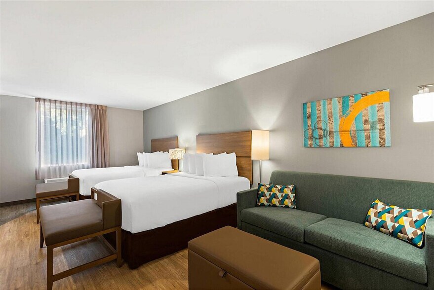 More Photos Of 803 E Parkway, Gatlinburg Hotel For Sale