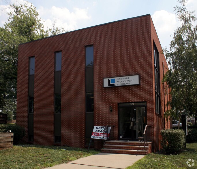 More Photos Of 321 Main St, Woodbridge Office For Lease