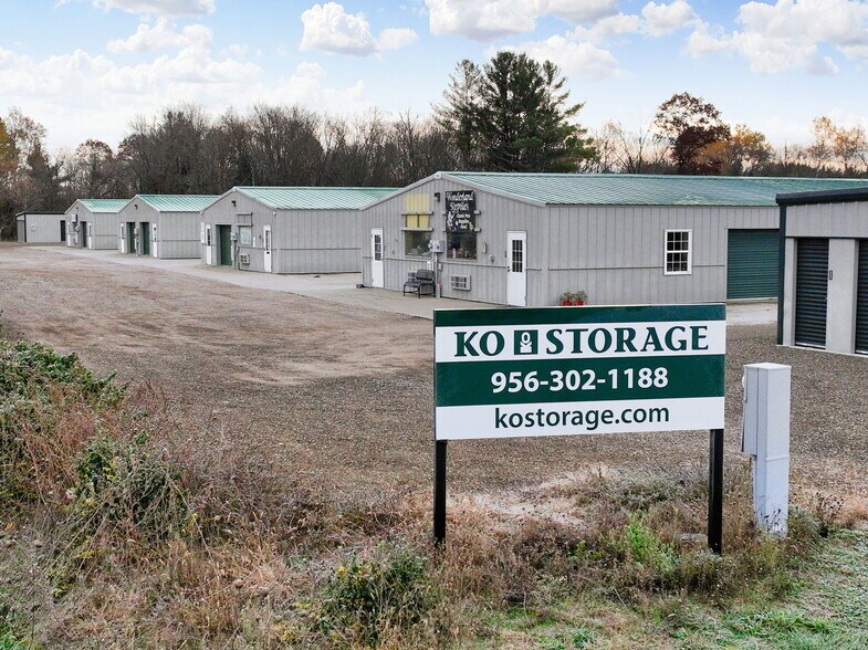 Primary Photo Of W5285 Highway 82, Mauston Self Storage For Lease