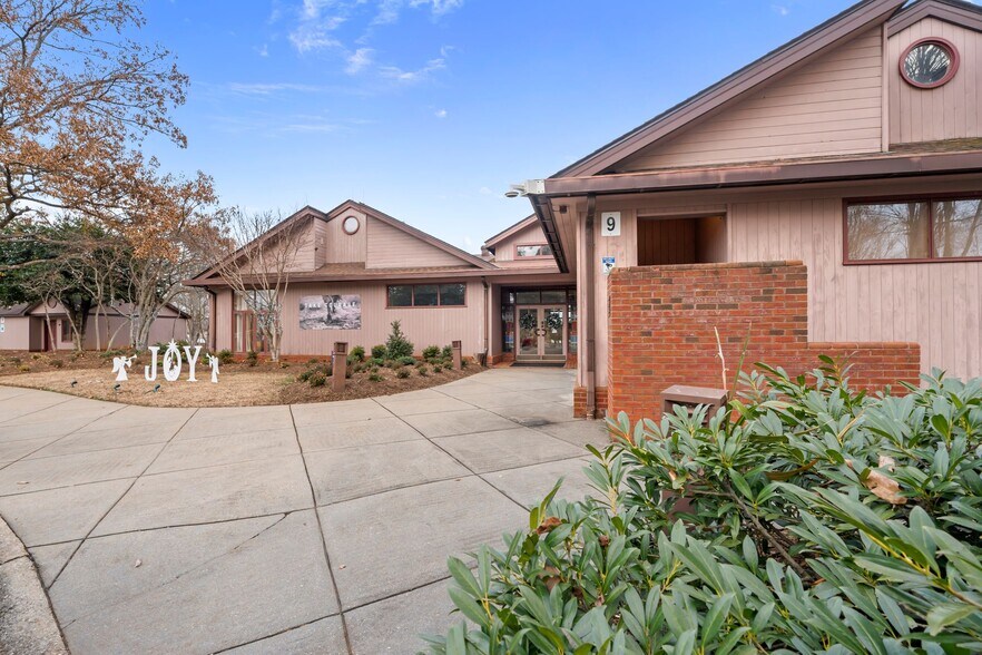 More Photos Of 6692 Valwood Rd, Conover Specialty For Sale