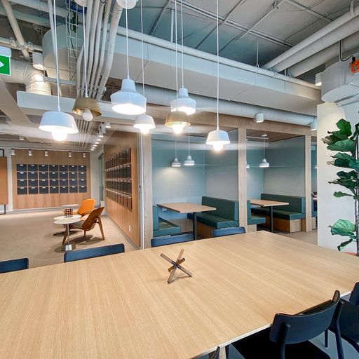 More Photos Of 525 8th Ave W, Vancouver Coworking Space