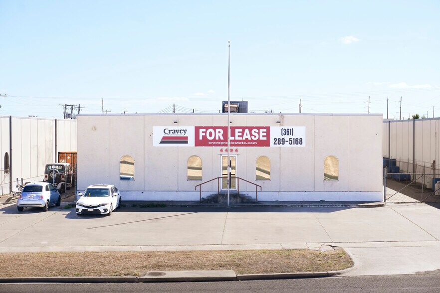 Primary Photo Of 4434 Crosstown Expy, Corpus Christi Industrial For Lease