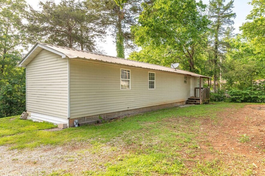 More Photos Of 153 Laclede Ln, Hollister Manufactured Housing Mobile Home Park For Sale