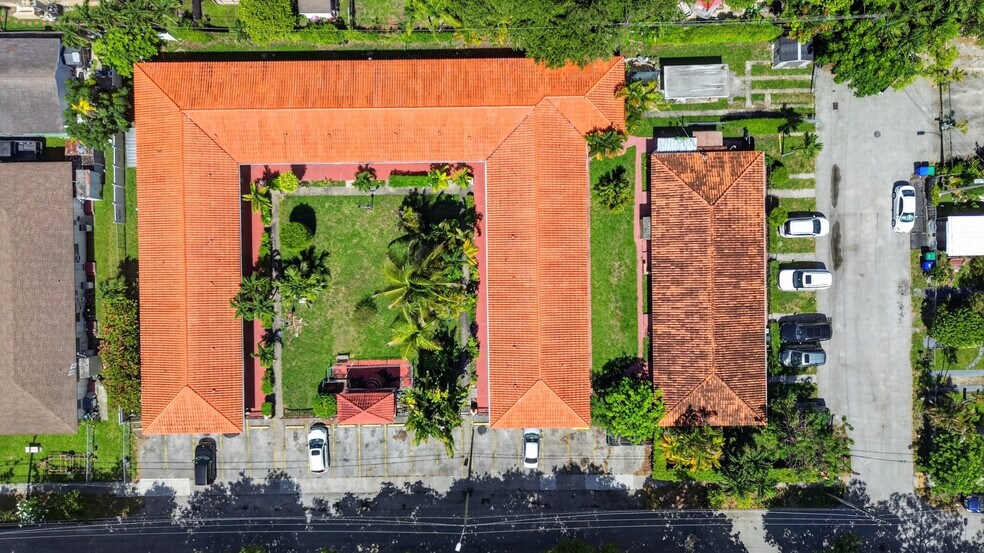 More Photos Of 140 SW 30th Ct, Miami Apartments For Sale