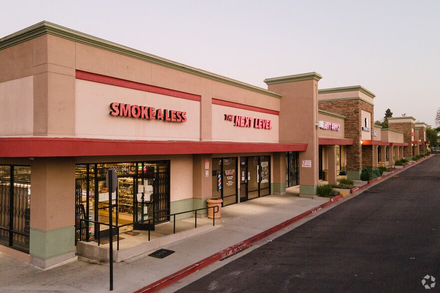 More Photos Of 4516-4550 Atlantic Ave, Long Beach Unknown For Lease