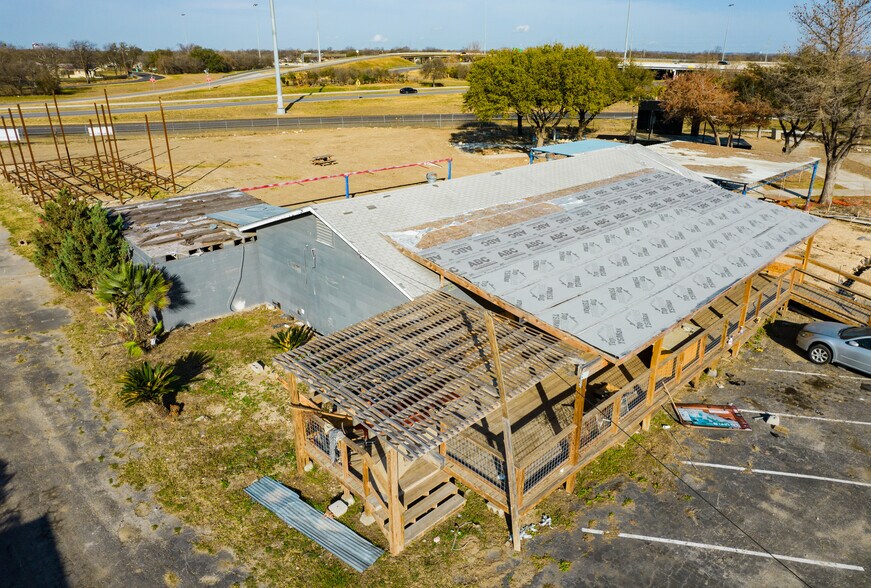 More Photos Of 1600 S General Mcmullen Dr, San Antonio Land For Lease