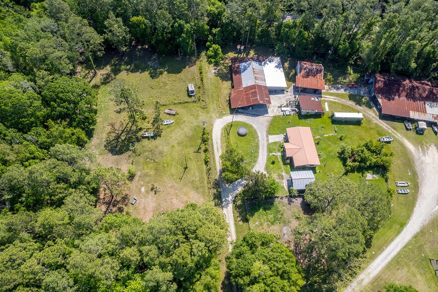 More Photos Of 2856 NE 187th St, Starke Manufacturing For Sale