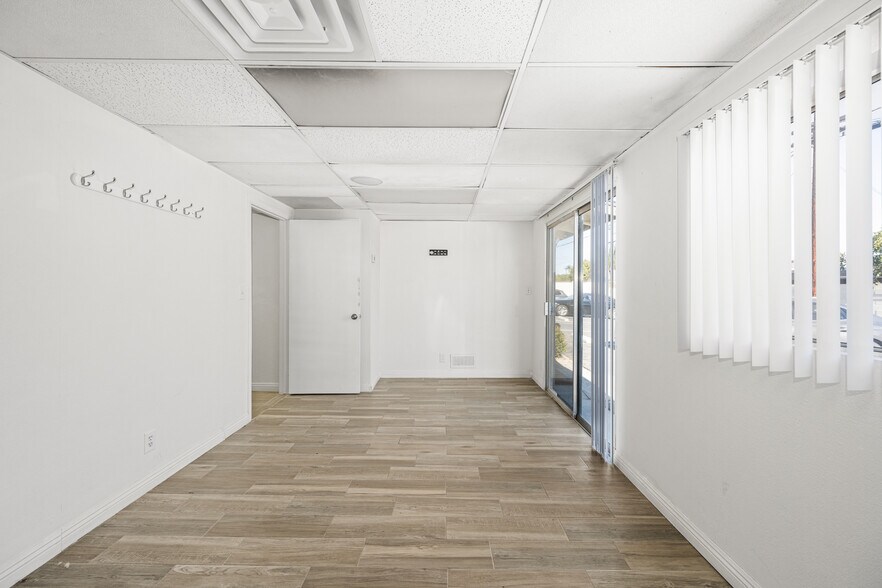 More Photos Of 620 S Euclid St, Anaheim Office For Sale