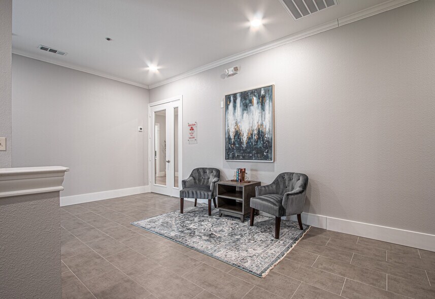 More Photos Of 2250 Pool Rd, Grapevine Office Residential For Sale