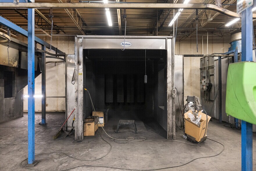 More Photos Of 12401 Washburn Ave S, Burnsville Light Manufacturing For Sale