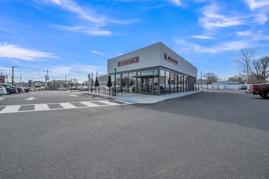 More Photos Of 2 N Black Horse Pike, Bellmawr Restaurant For Sale