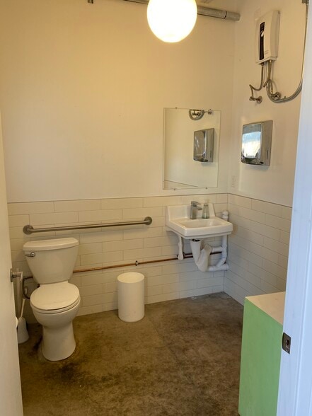 More Photos Of 2419 E 28th Ave, Denver Storefront Retail Office For Lease