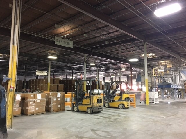 More Photos Of 1700 Lynch Rd, Evansville Industrial For Sale