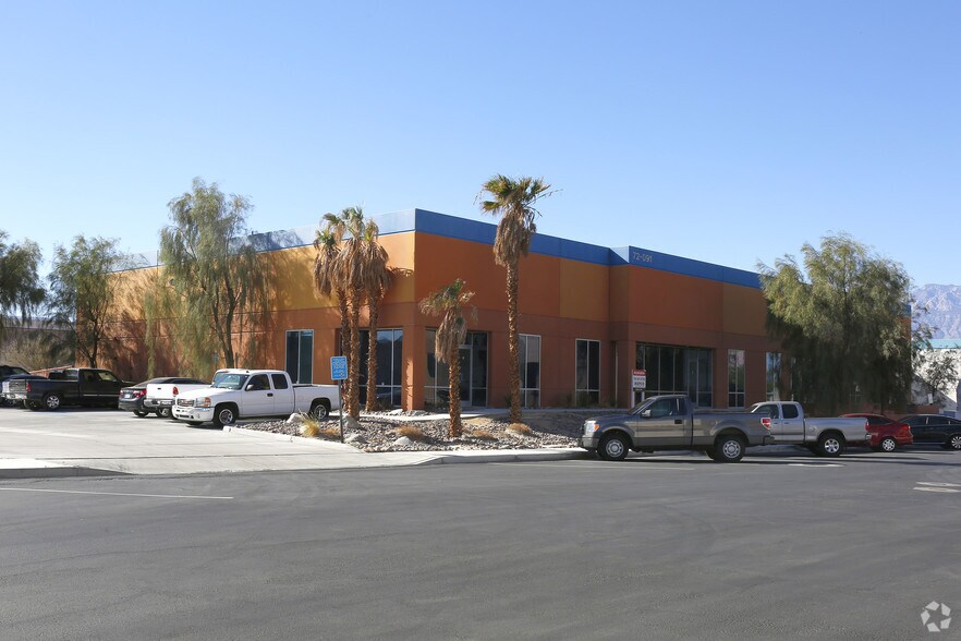 More Photos Of 72091 Woburn Ct, Thousand Palms Showroom For Lease