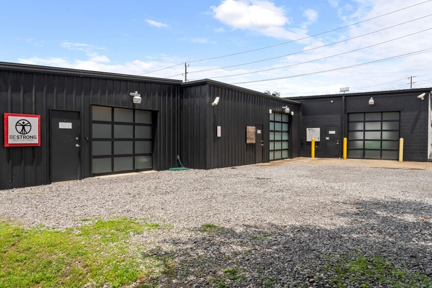 More Photos Of 2101 Chestnut St, Chattanooga Office For Sale