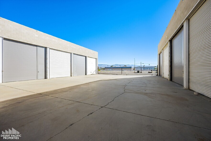 More Photos Of 45585 Commerce St, Indio Warehouse For Sale