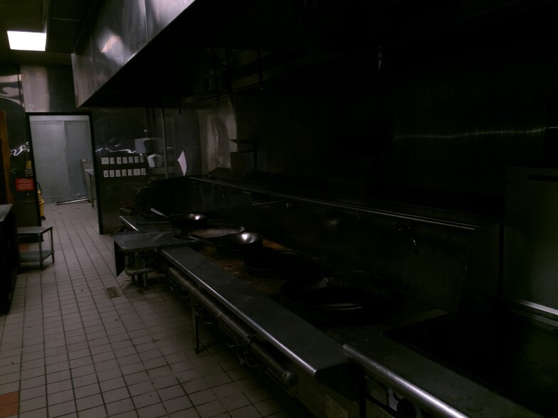 More Photos Of 3707-3733 Gulf Breeze Pky, Gulf Breeze Freestanding For Lease