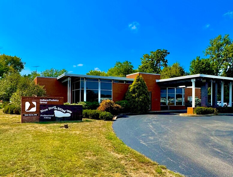 Primary Photo Of 1239 E 4th Street Rd, Seymour Office For Lease