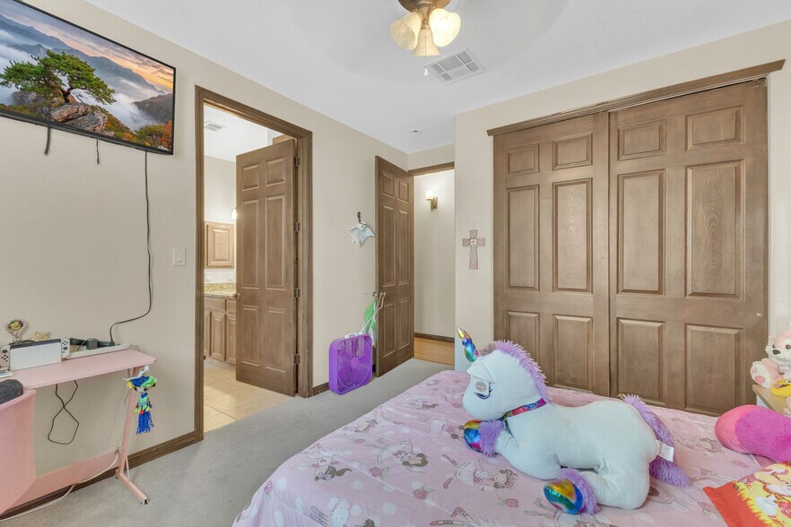 More Photos Of 636 Keagle Rd, Socorro Specialty For Sale