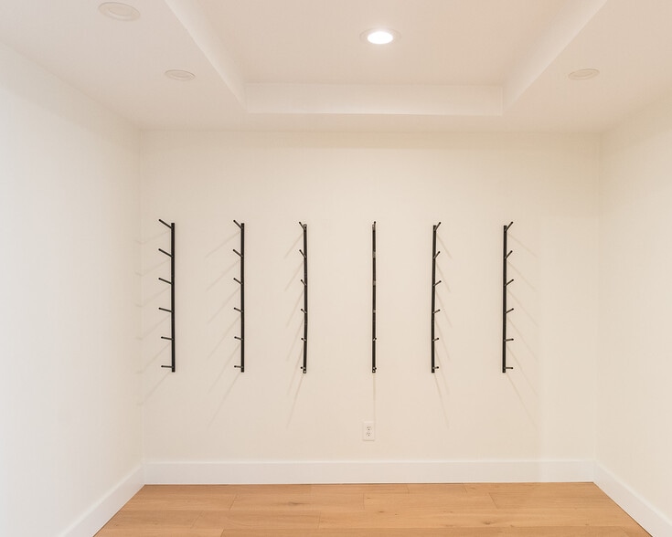 More Photos Of 58 Merrimac St, Newburyport Office Residential For Lease