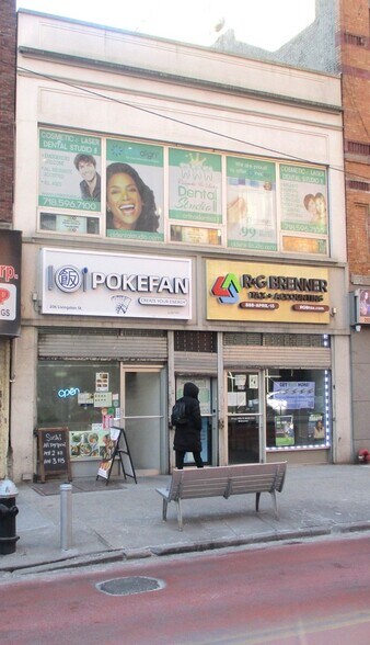 More Photos Of 206 Livingston St, Brooklyn Storefront Retail Office For Lease