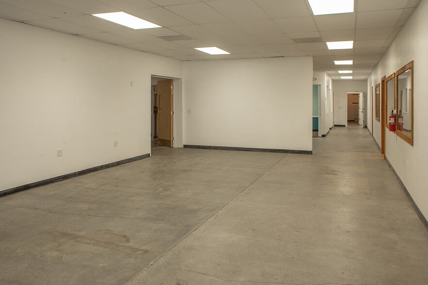 More Photos Of 2029 Broadway St, Eureka Storefront Retail Office For Sale