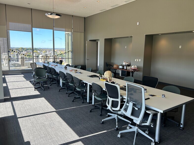 More Photos Of 835 W Hamilton St, Allentown Apartments For Lease