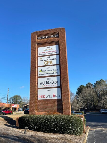 More Photos Of 6298 Baker Ct, Norcross Office Residential For Lease