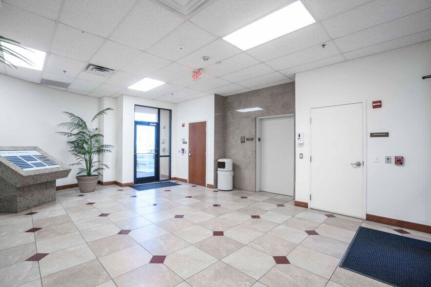 More Photos Of 2800 W Trenton Rd, Edinburg Office For Lease