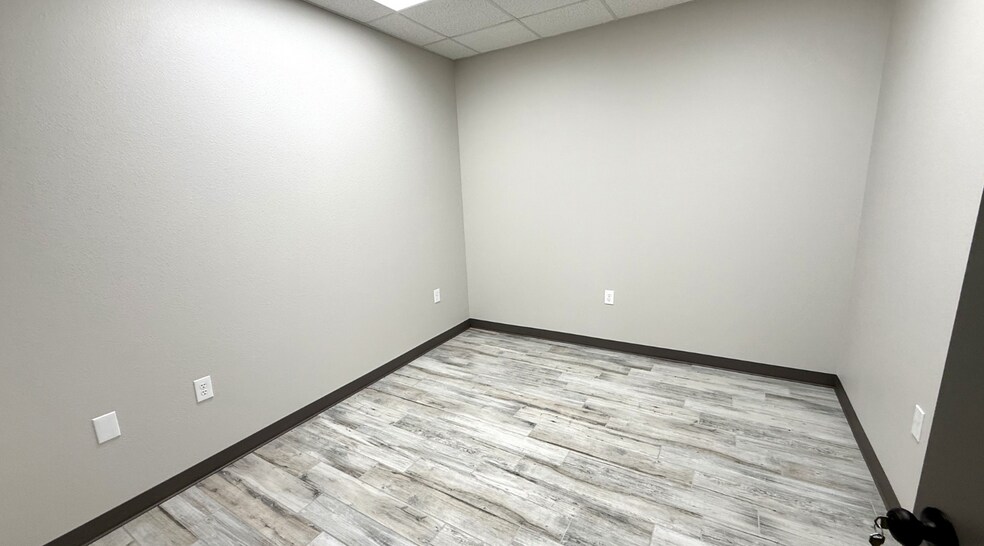 More Photos Of 3001 County 1279 rd, Midland Warehouse For Lease