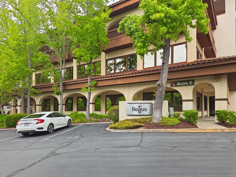 More Photos Of 4 Orinda Way, Orinda Coworking Space