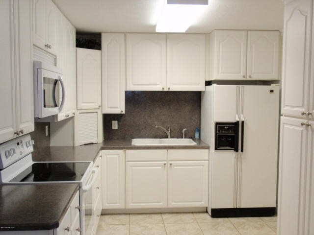 More Photos Of 217 Butler Dr, Satsuma Trailer Camper Park For Sale