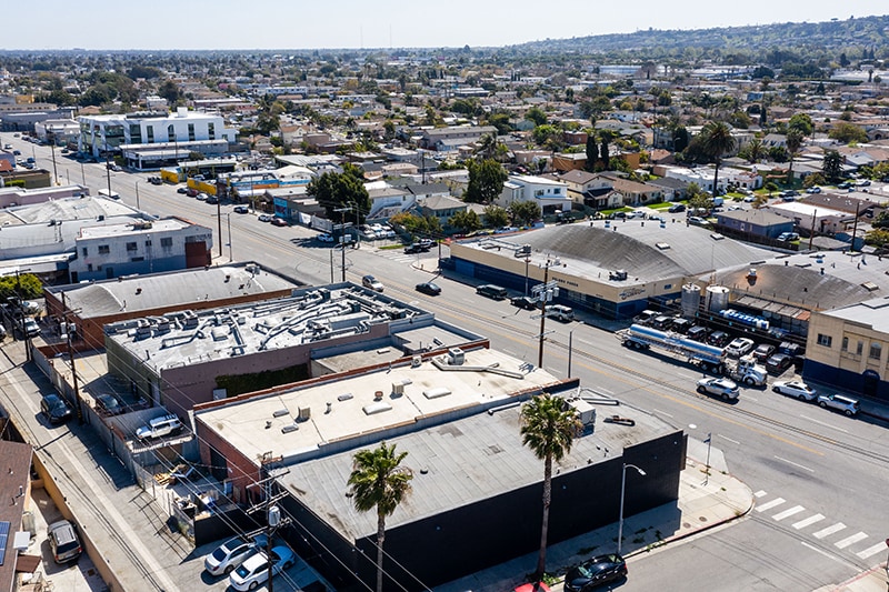 More Photos Of 5719 W Adams Blvd, Los Angeles Warehouse For Lease