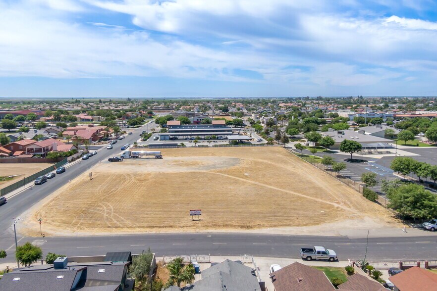 More Photos Of Vassar St And 17th Ave, Delano Land For Sale