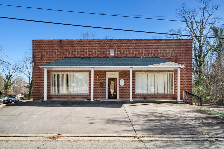 Primary Photo Of 3305 Stockton St, Winston-Salem Medical For Sale