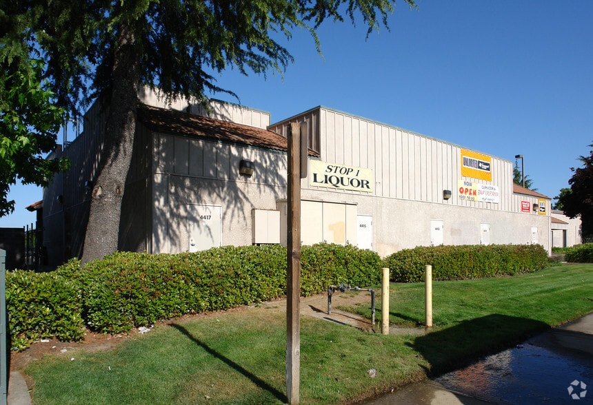 More Photos Of 4301-4423 Elkhorn Blvd, Sacramento Unknown For Lease