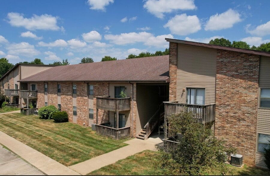 More Photos Of 3601 Westwind Dr, Ozark Apartments For Sale