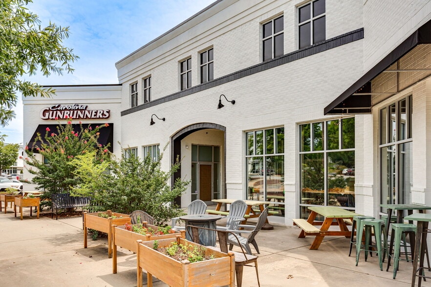 More Photos Of 1121 Falls River Ave, Raleigh Unknown For Lease