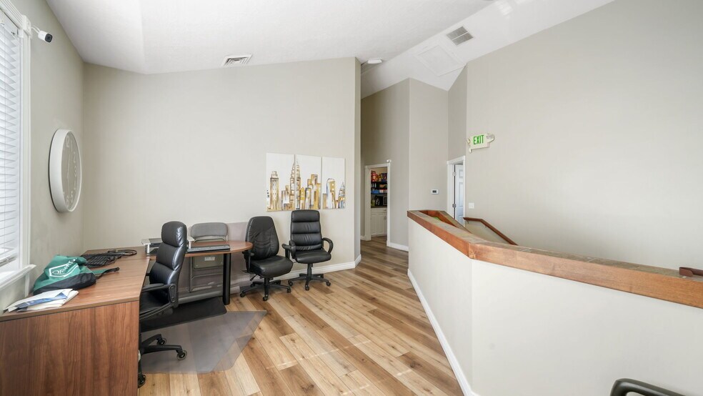 More Photos Of 891 W Baxter Dr, South Jordan Office For Sale